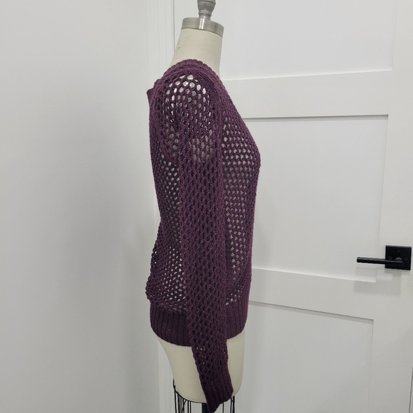 Express Women's Open Knit Sweater V-neck Size M - Picture 3 of 9